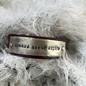 Inspiration bracelet, metal on genuine leather. uplift yourself and others! NWOT